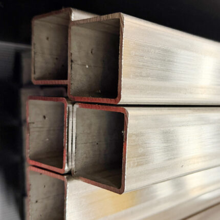RF rør     60x60x4mm kvadr.  1.4301